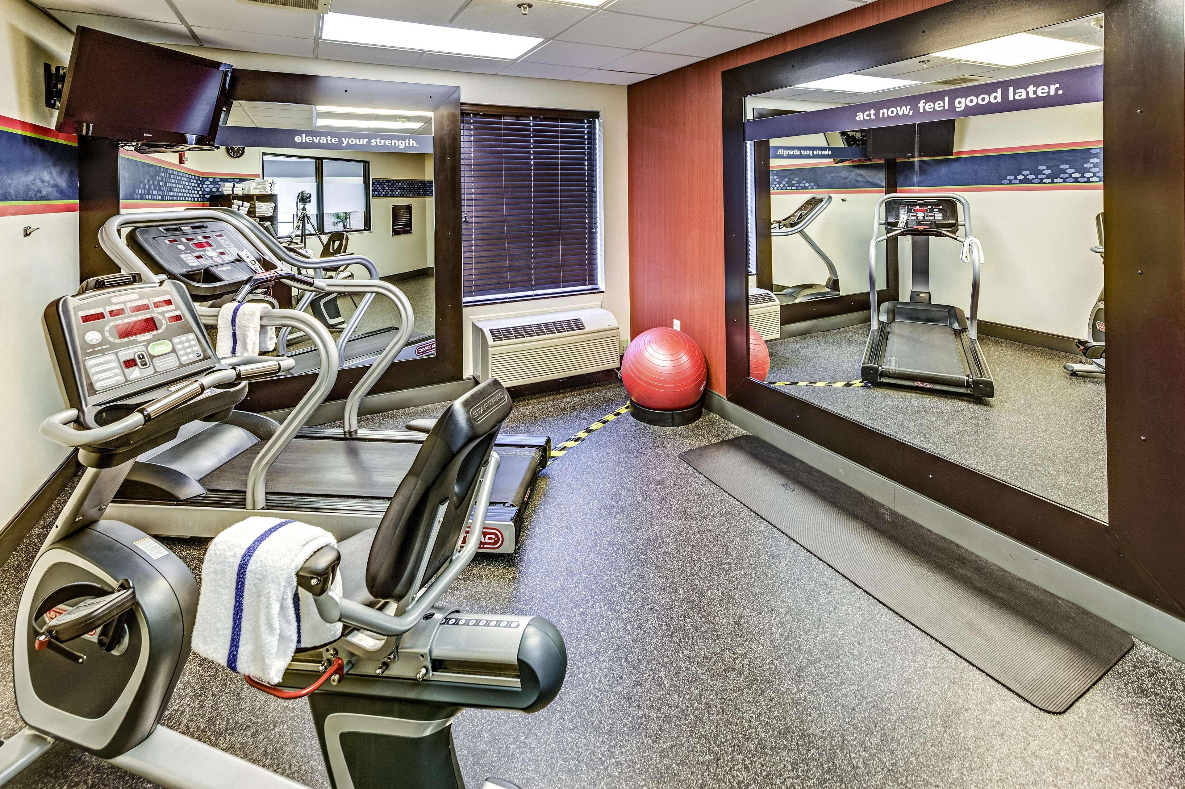 Hampton Inn Columbus I-70E/Hamilton Road Eksteriør bilde