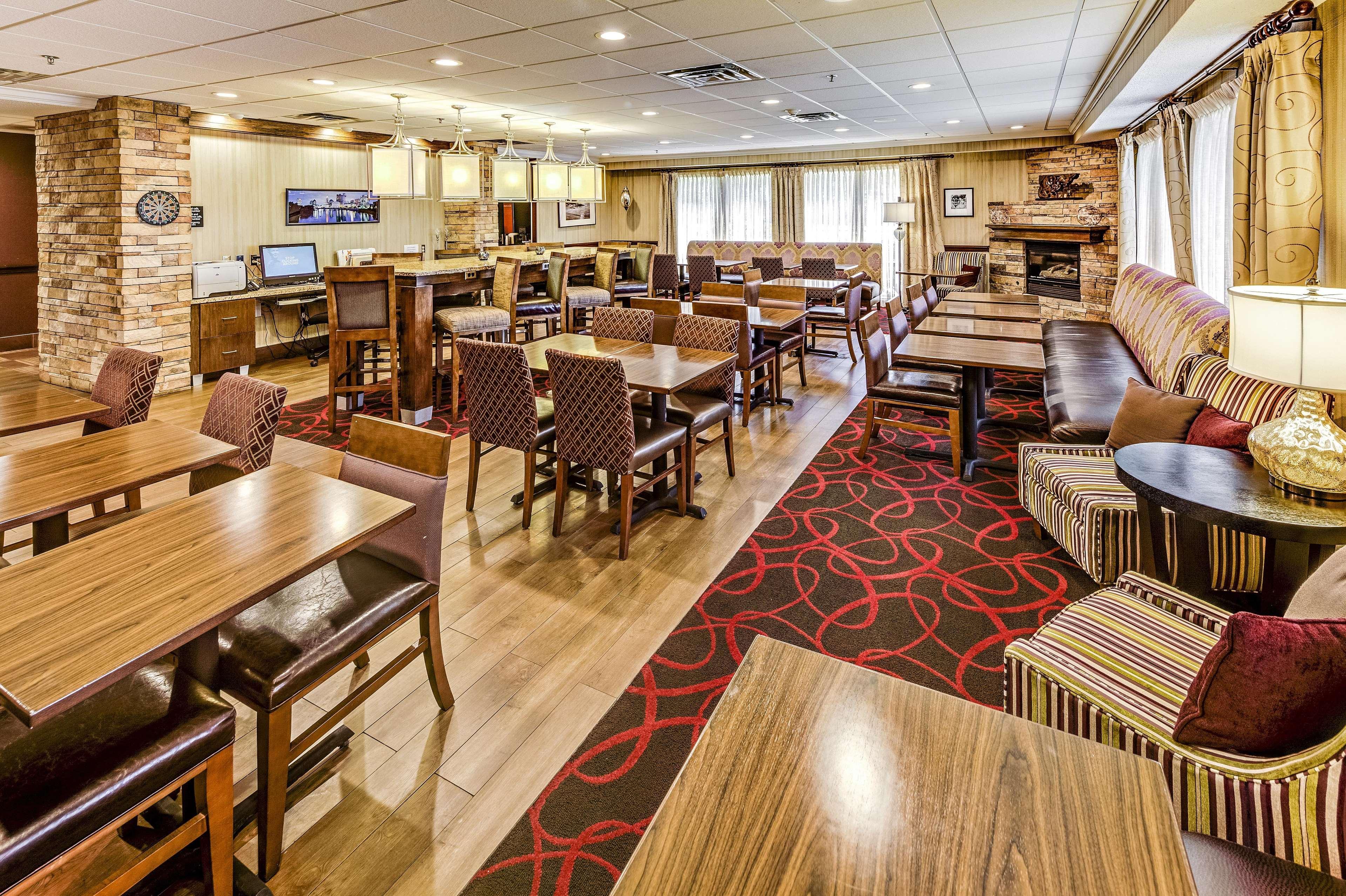 Hampton Inn Columbus I-70E/Hamilton Road Eksteriør bilde