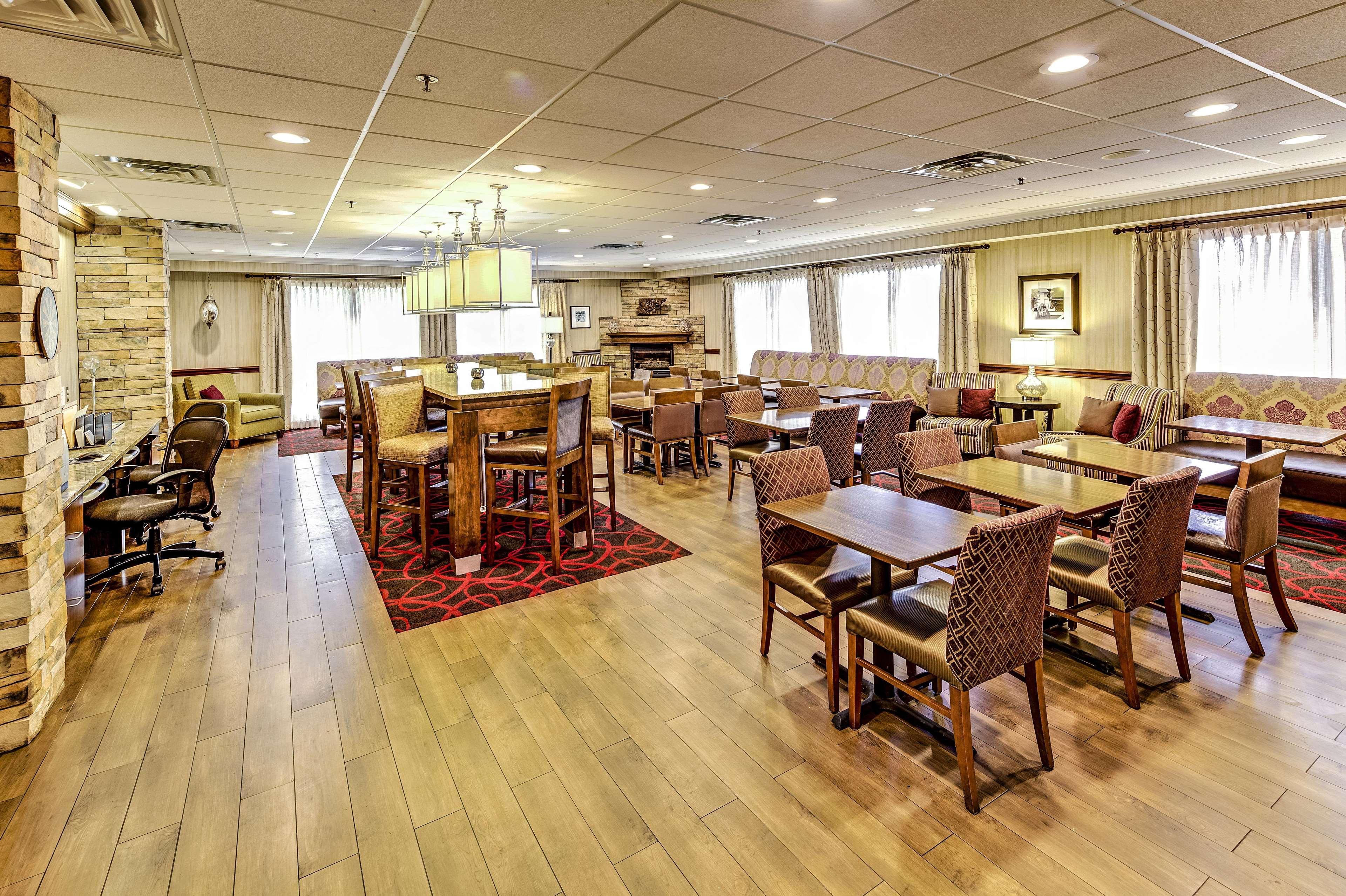 Hampton Inn Columbus I-70E/Hamilton Road Eksteriør bilde