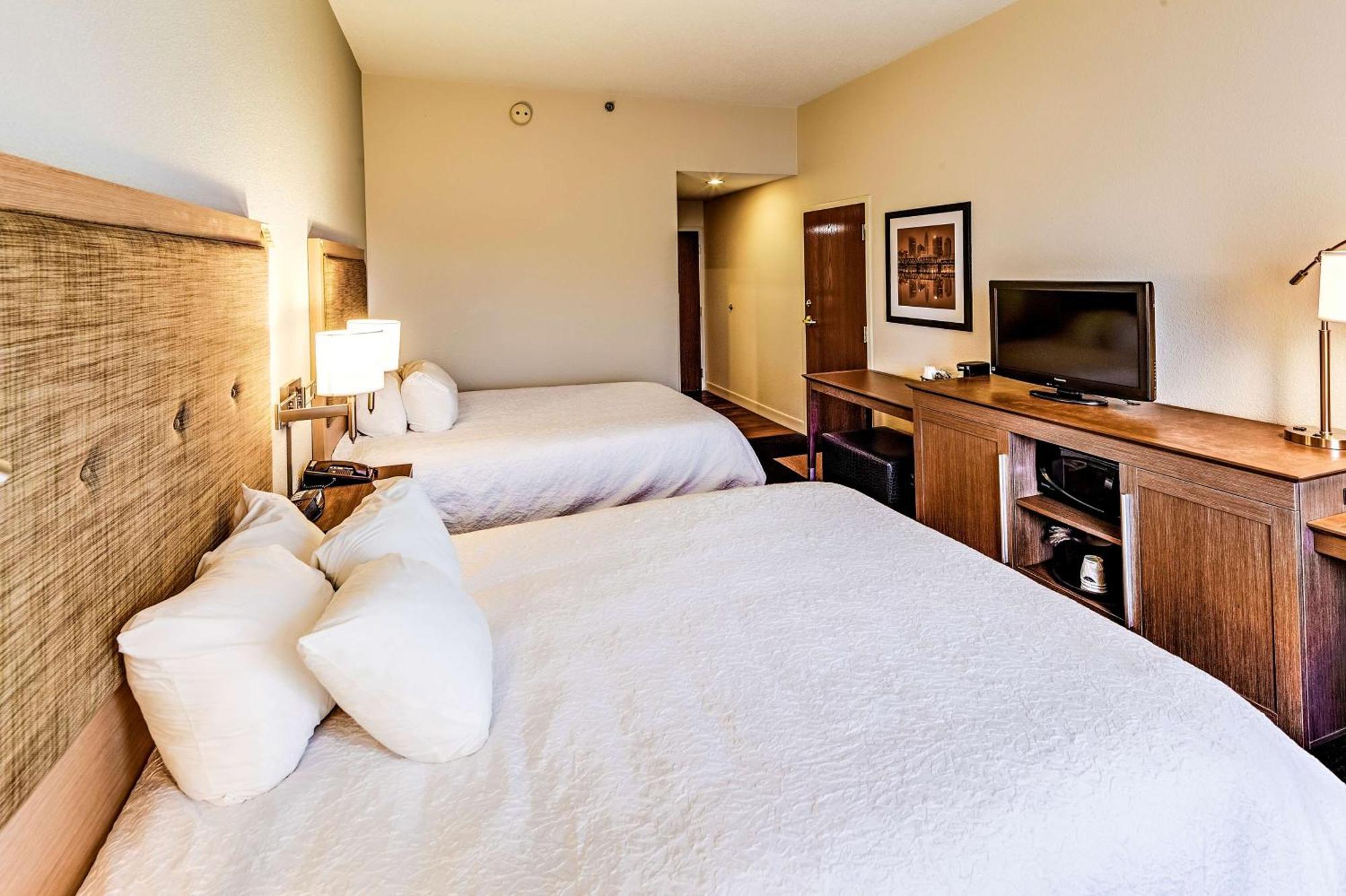 Hampton Inn Columbus I-70E/Hamilton Road Eksteriør bilde
