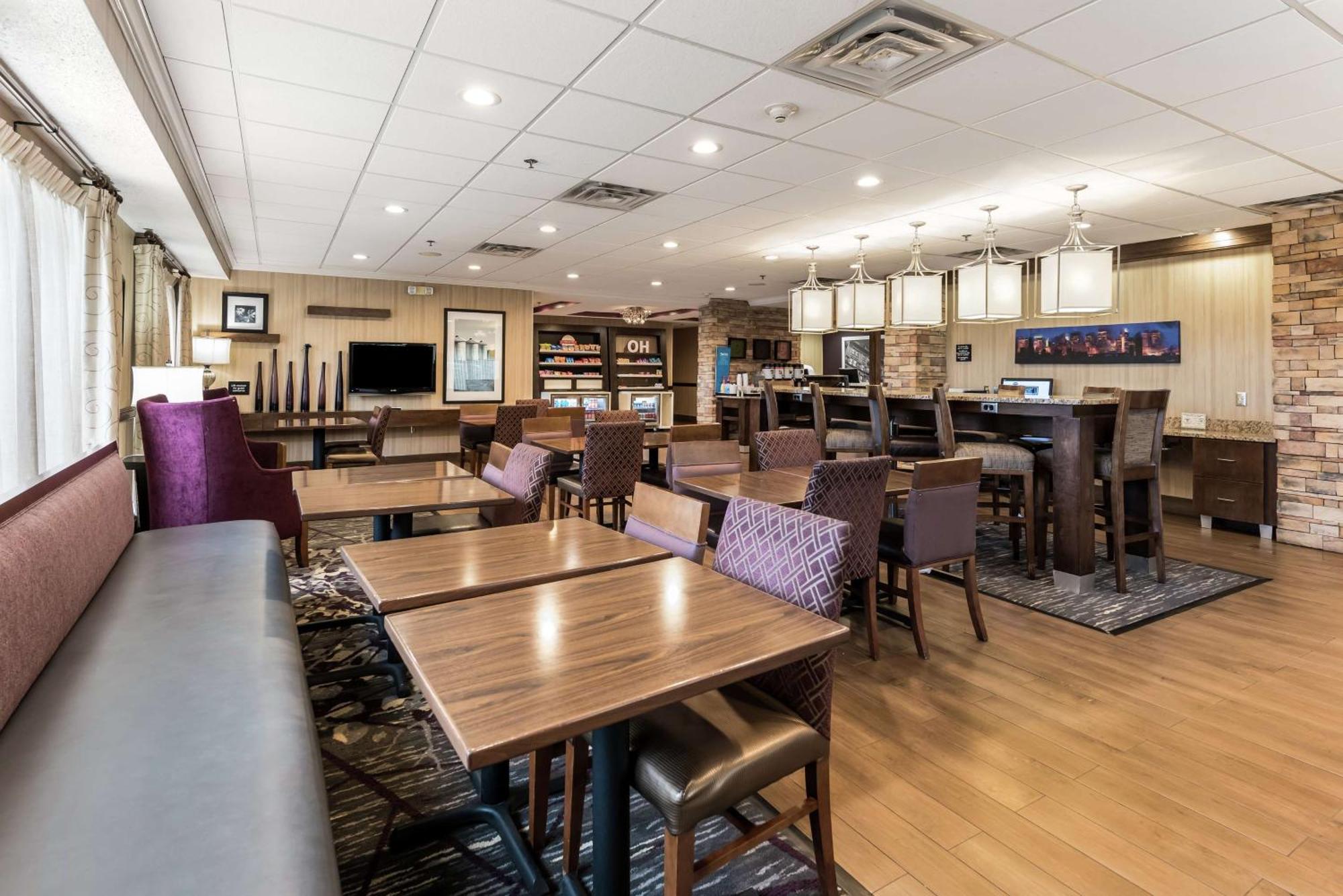 Hampton Inn Columbus I-70E/Hamilton Road Eksteriør bilde