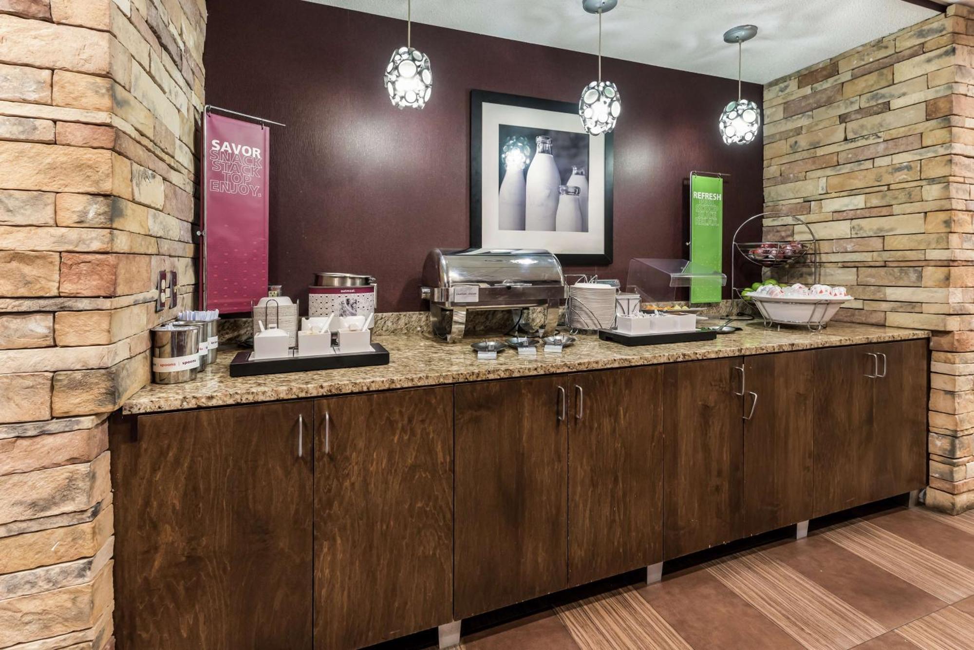 Hampton Inn Columbus I-70E/Hamilton Road Eksteriør bilde
